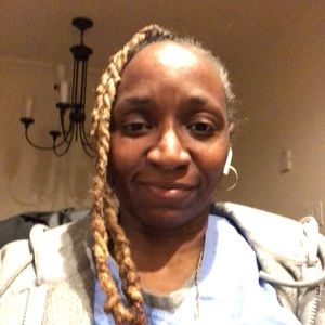 Meet your Posher, Cindy